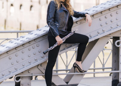 Fanny Kloevekorn - Oboe, am Hamburger Hafen ©Frank Radtke